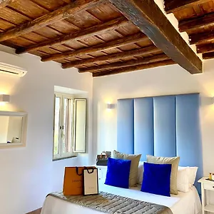 Palace Fontana Di Trevi House Holiday home Rome